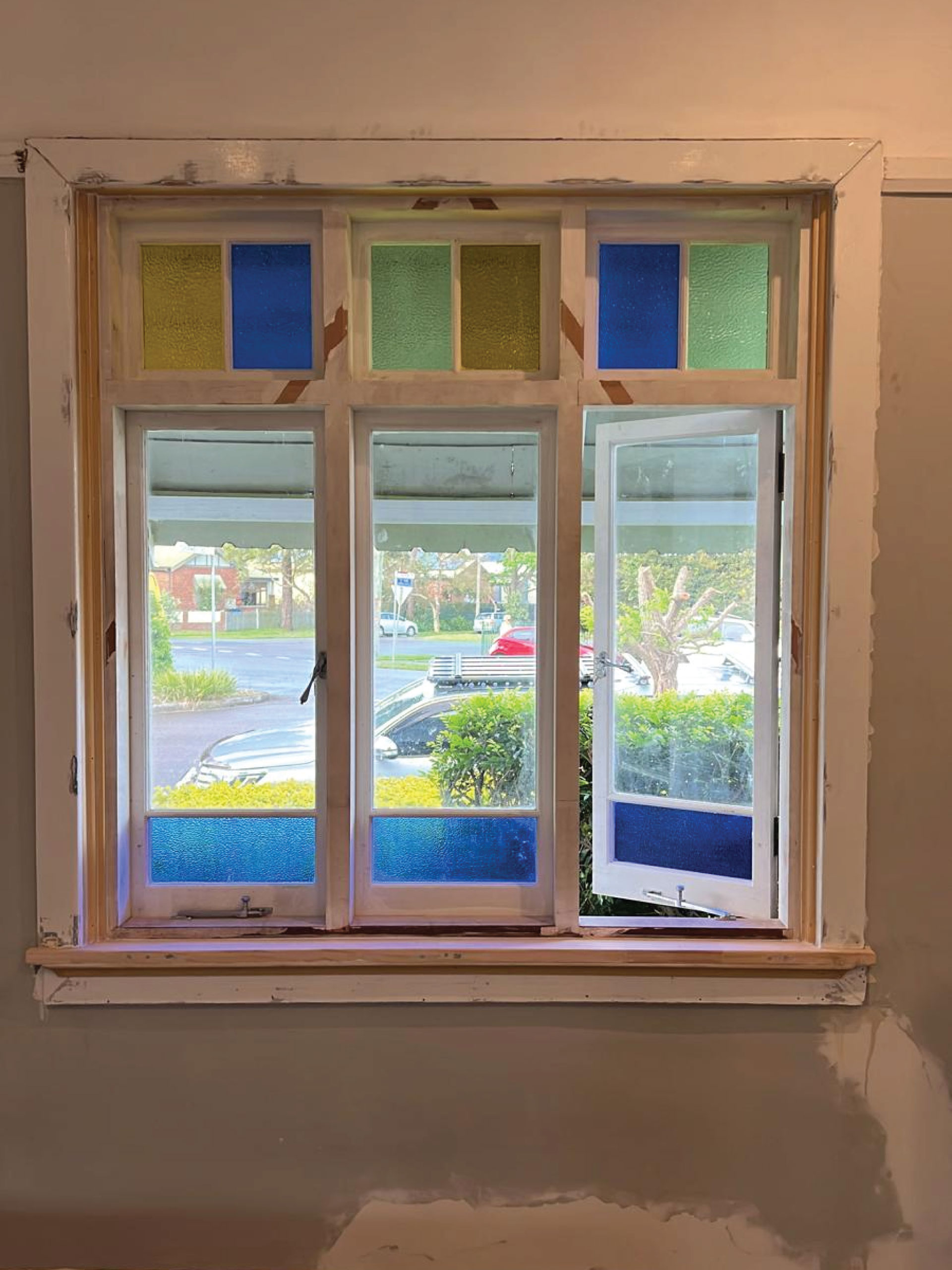 Glass Window Installation in Hamilton